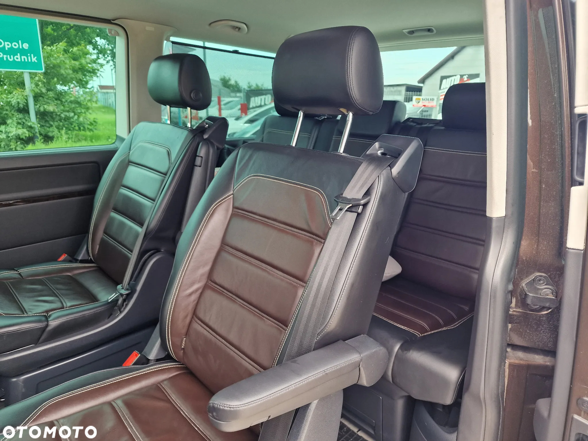 Volkswagen Multivan 2.0 BiTDI L1 Business 4Motion DSG - 24