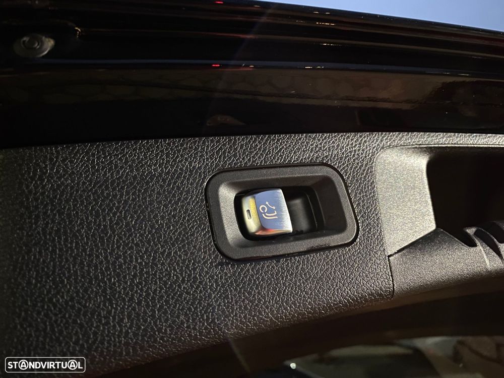 Mercedes-Benz E 300 de Avantgarde - 17