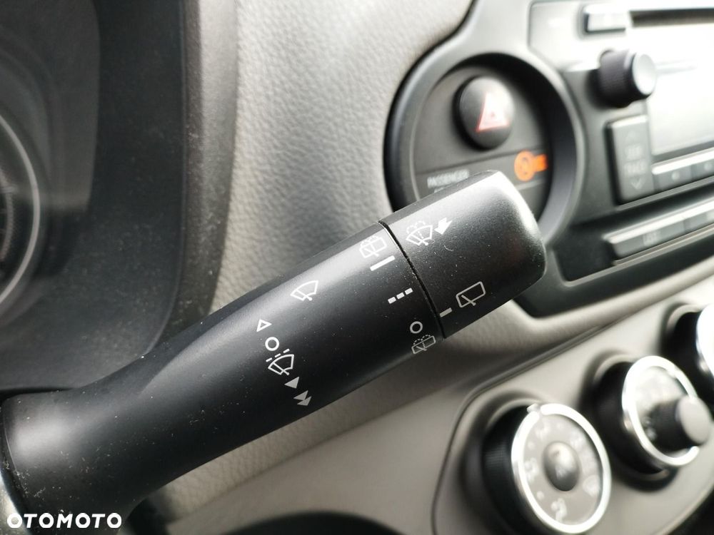 Toyota Yaris - 18
