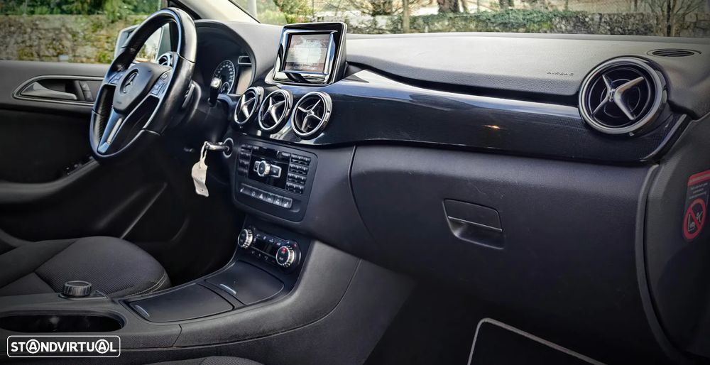 Mercedes-Benz B 180 d AMG Line Aut. - 12