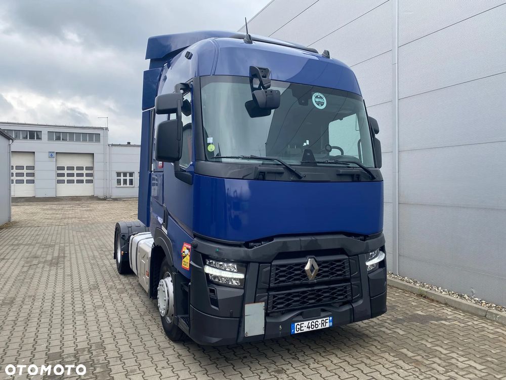 Renault T440 SLEEPER CAB / STANDARD - 16