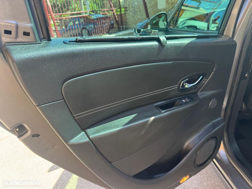 Renault Grand Scénic Energy dCi 110 S&S Bose Edition - 15