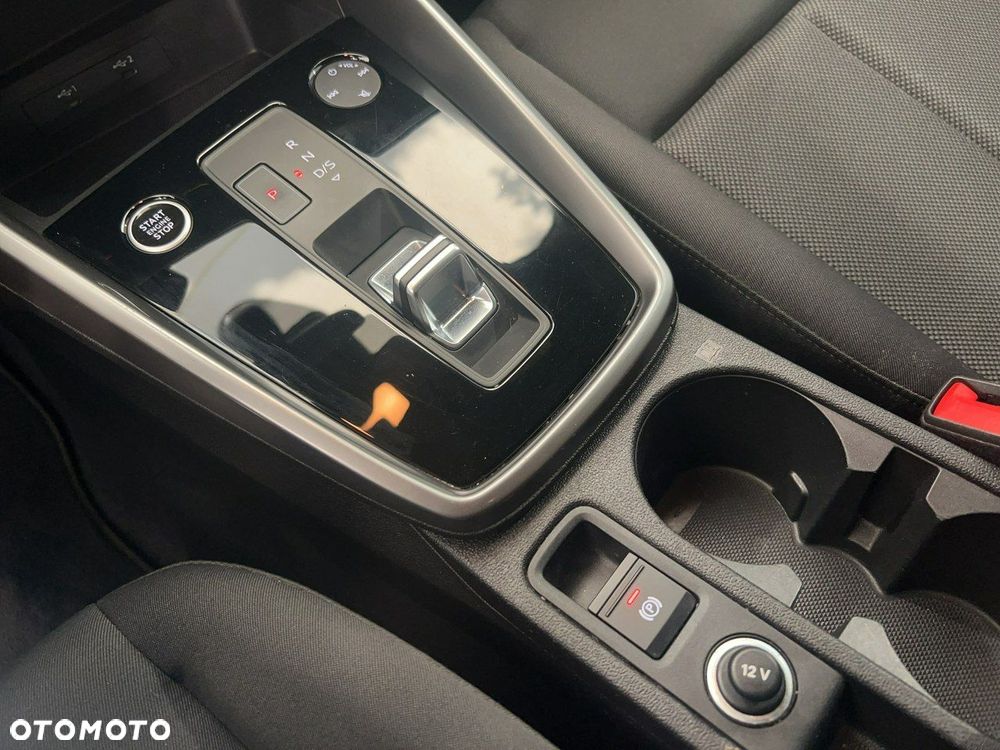 Audi A3 Sportback 35 TFSI mHEV S tronic - 18