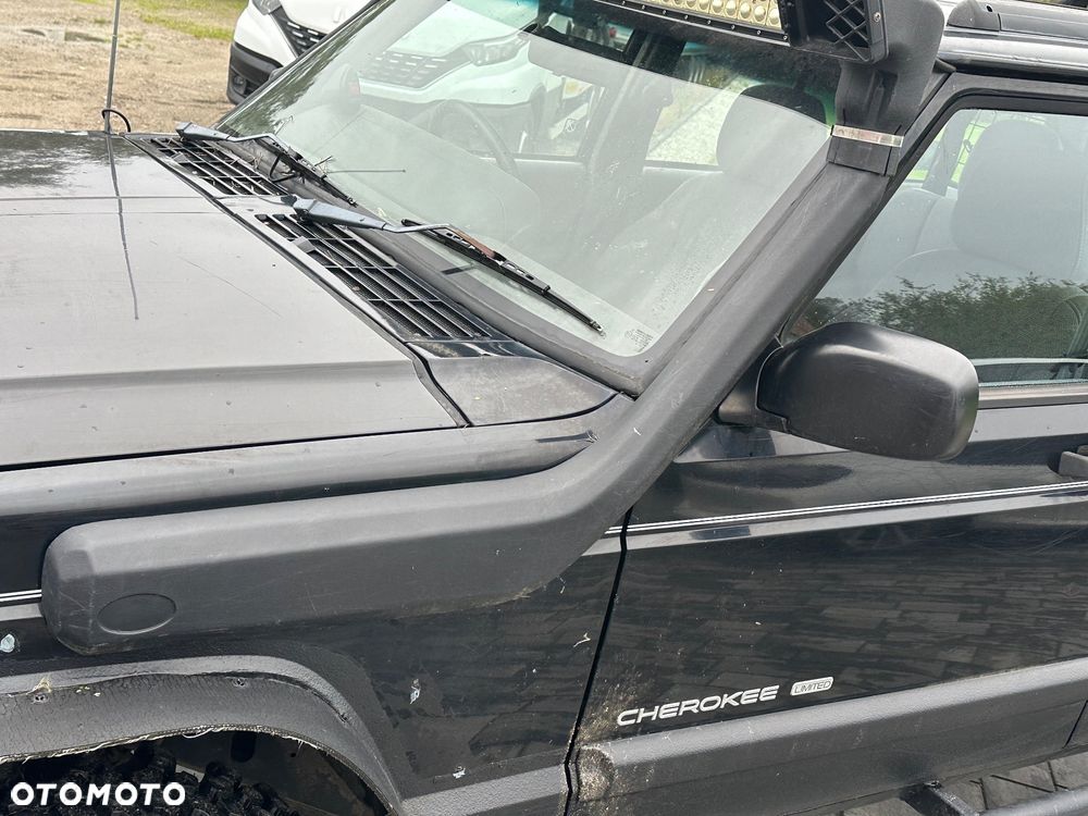 Jeep Cherokee 4.0 Limited - 22