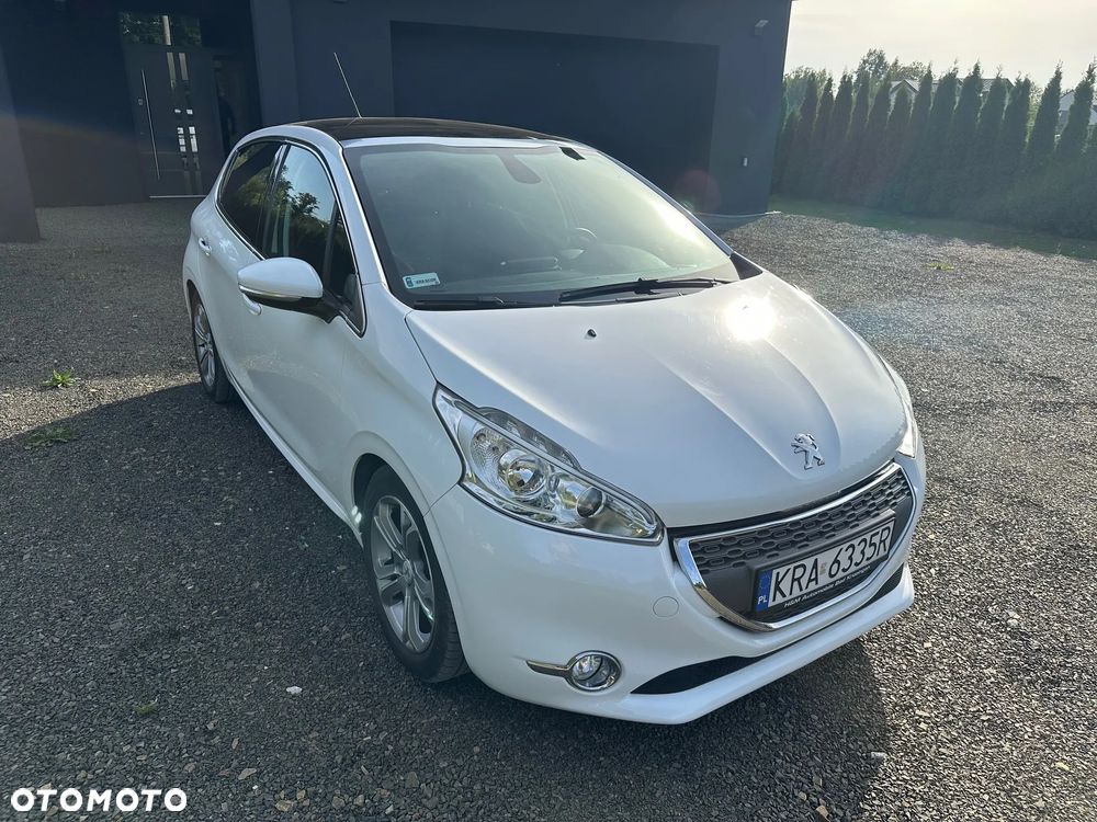 Peugeot 208 - 3