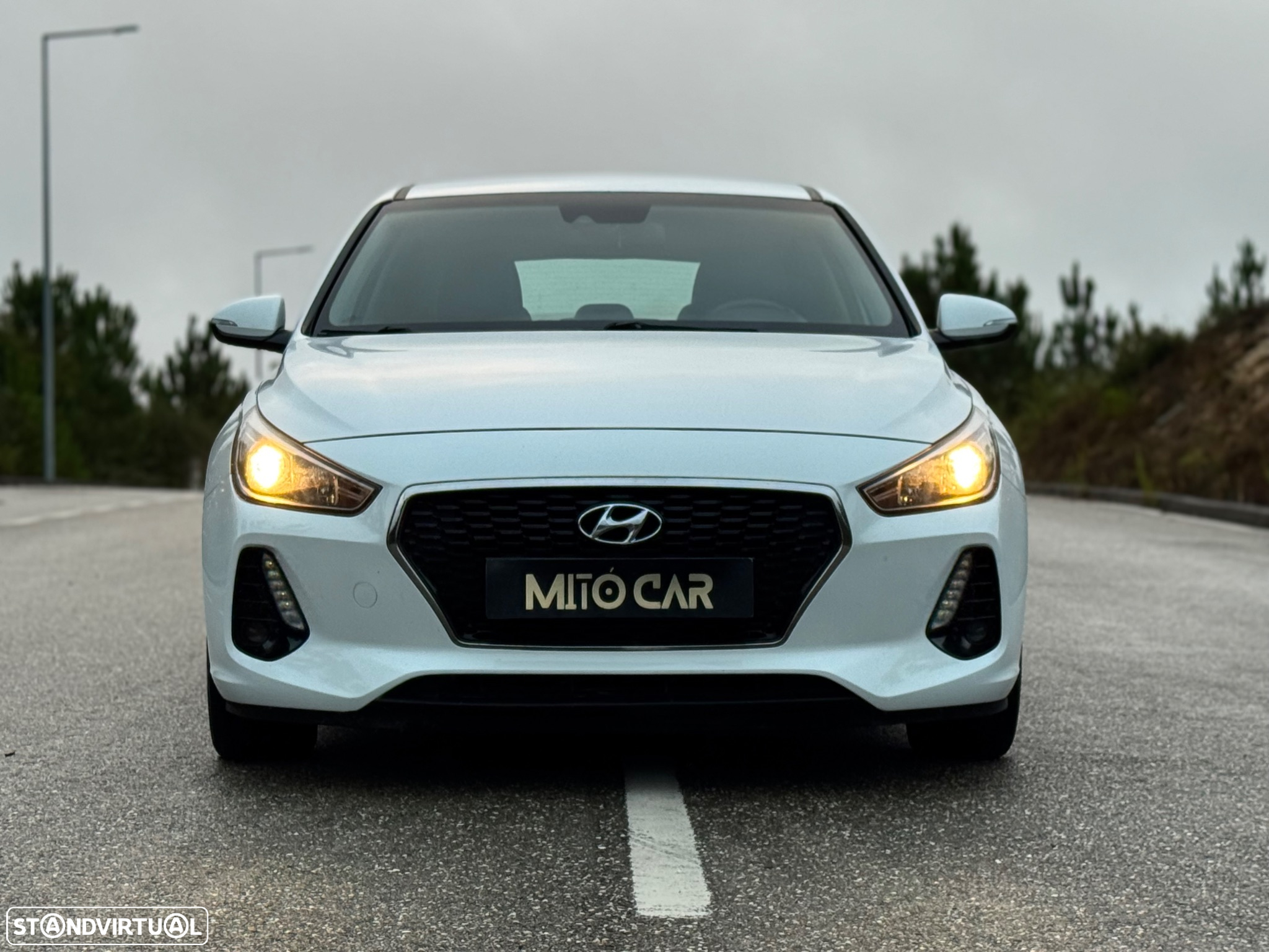 Hyundai i30 1.6 CRDI Blue Comfort+Navi - 15