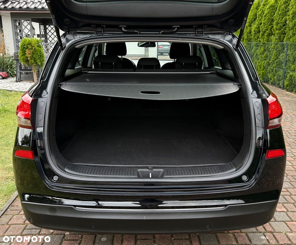 Hyundai i30 1.4 T-GDI Trend - 12