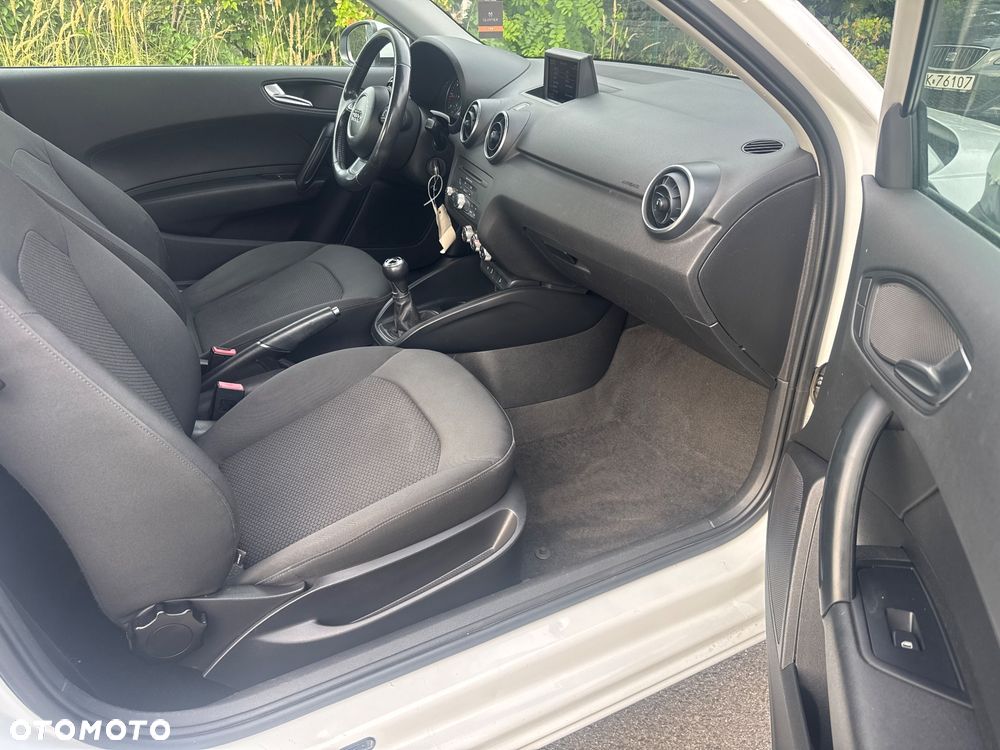 Audi A1 3-drzwiowe 1.6 TDI S line edition - 7