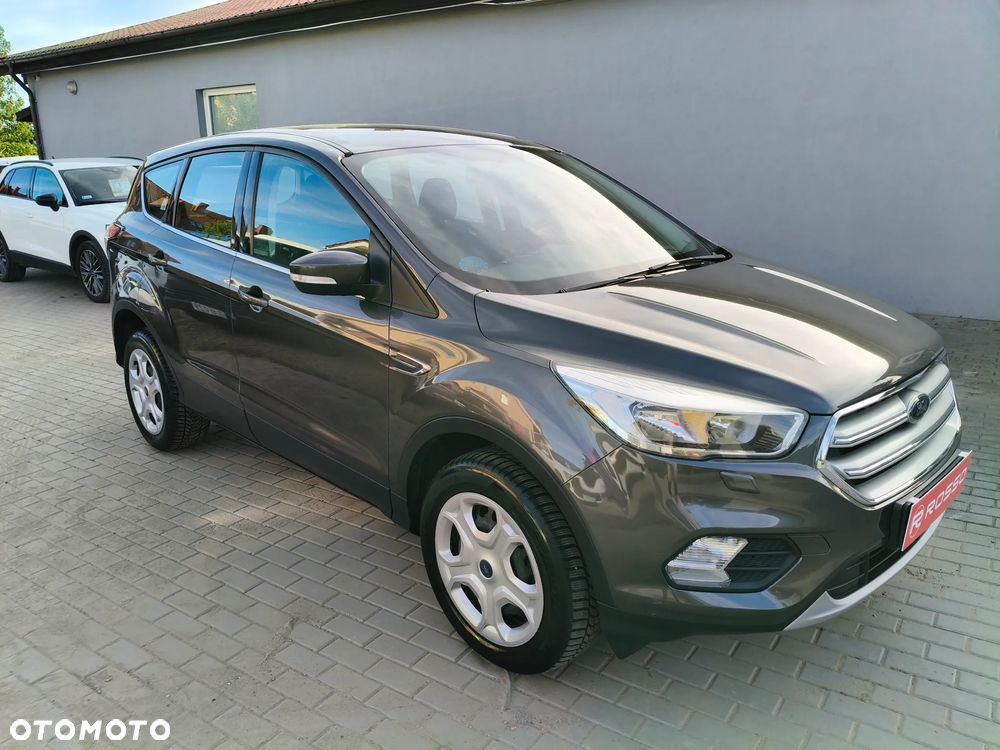 Ford Kuga - 10