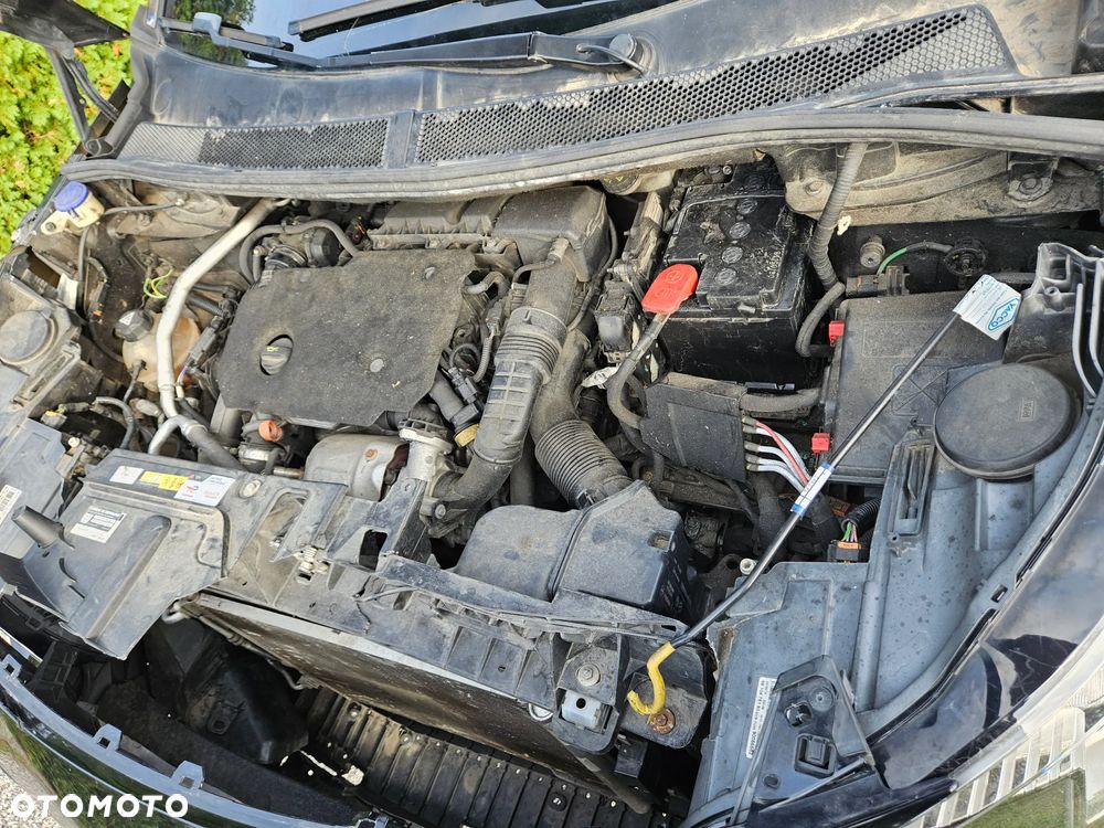 Peugeot 3008 BlueHDi 130 Stop & Start EAT8 Active - 8