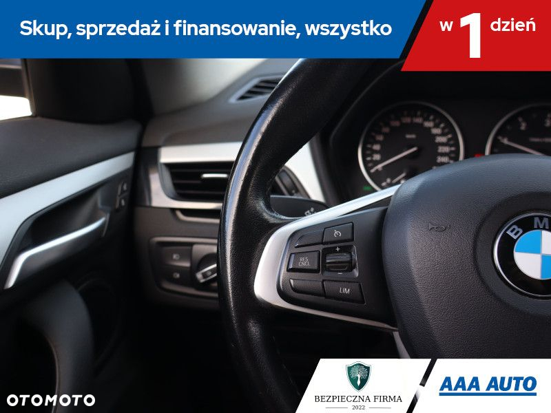 BMW X1 - 17