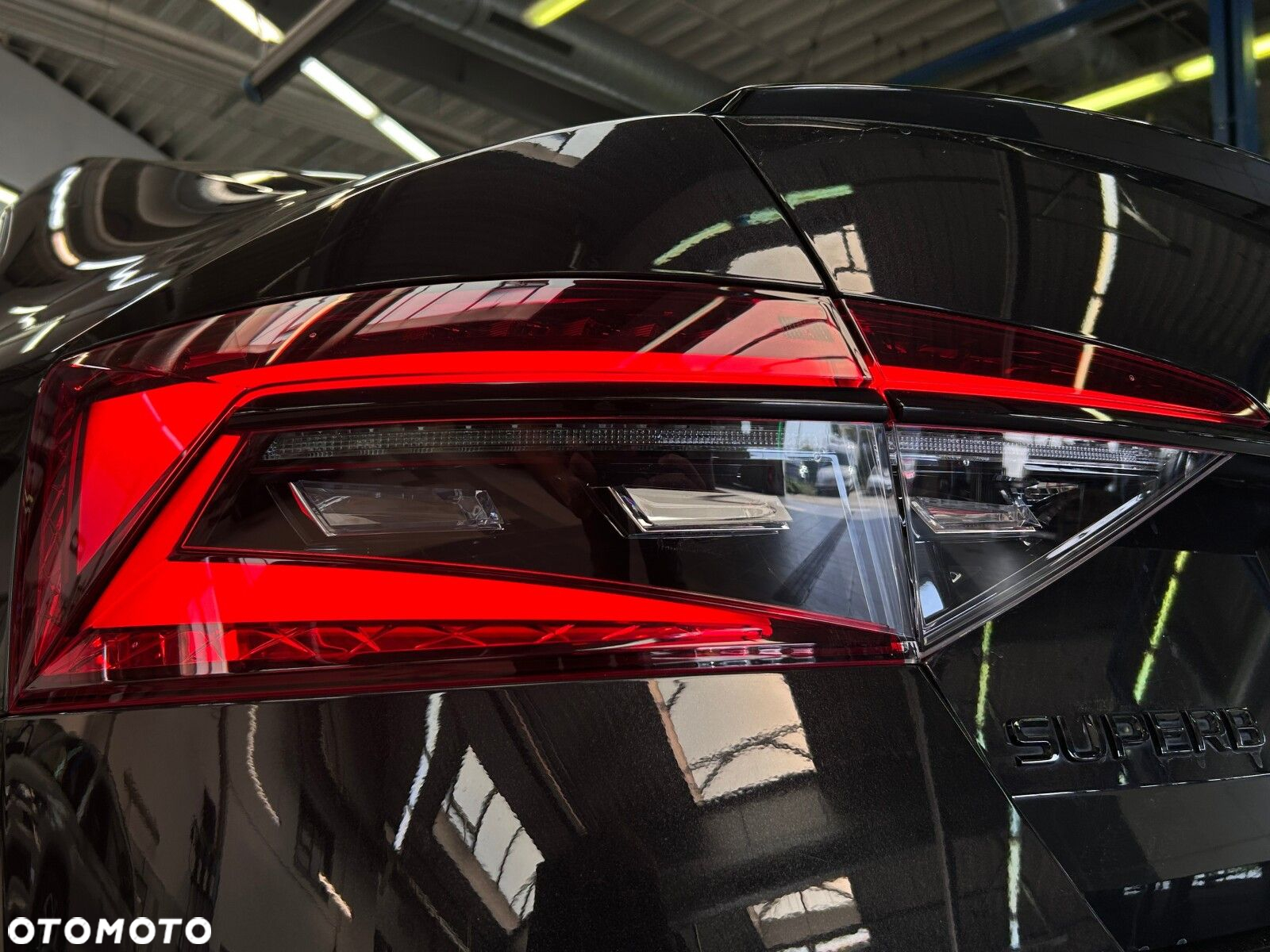 Skoda Superb 2.0 TSI Sportline DSG - 28