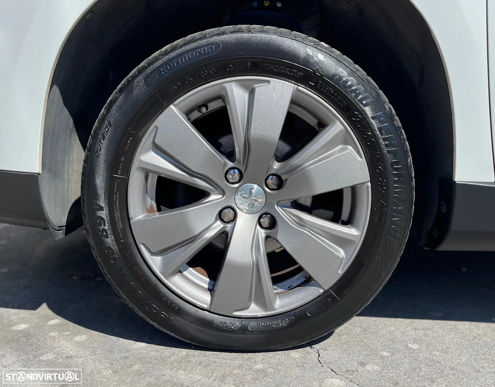 Peugeot 2008 1.2 PureTech Style - 7