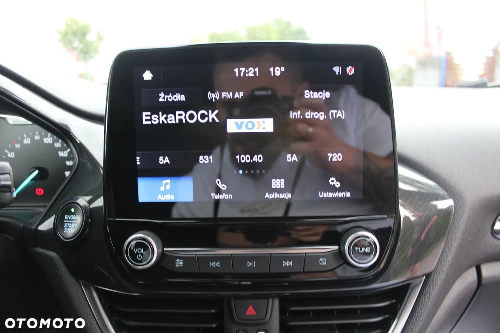 Ford Fiesta 1.0 EcoBoost S&S ST-LINE - 26