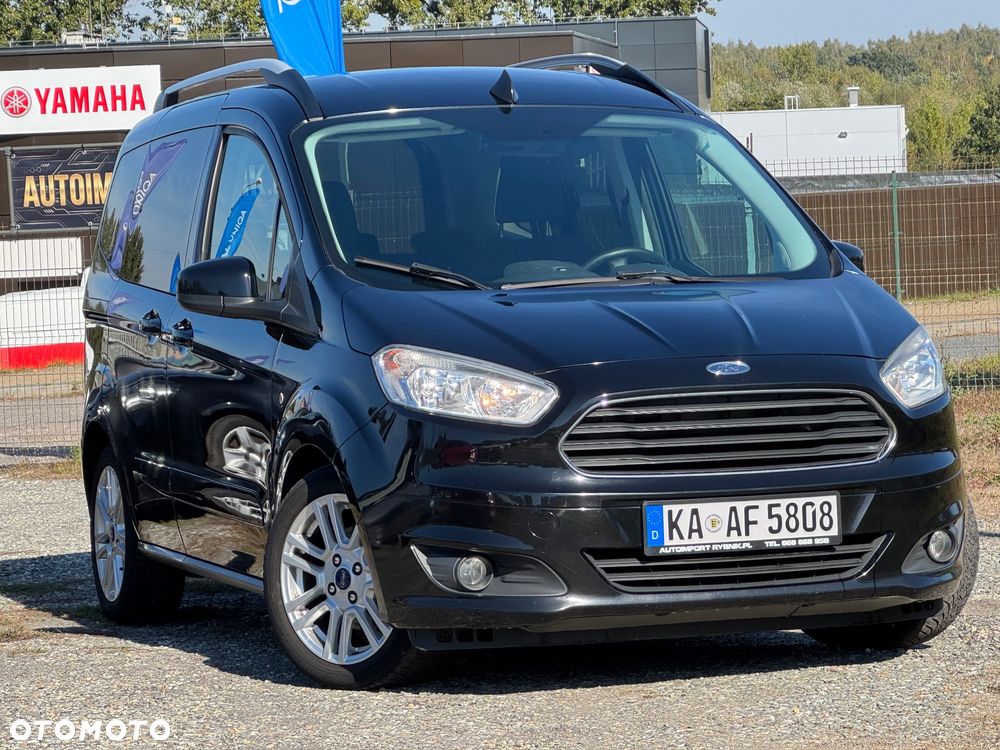 Ford Tourneo Courier 1.5 TDCi Titanium - 2