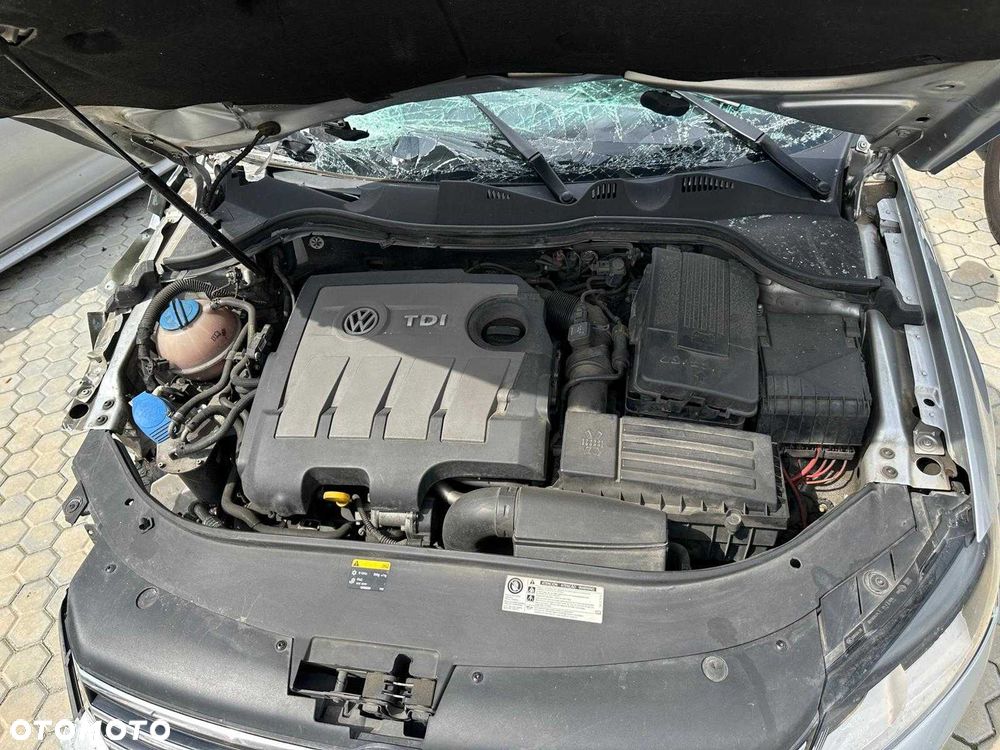 Volkswagen Passat - 6