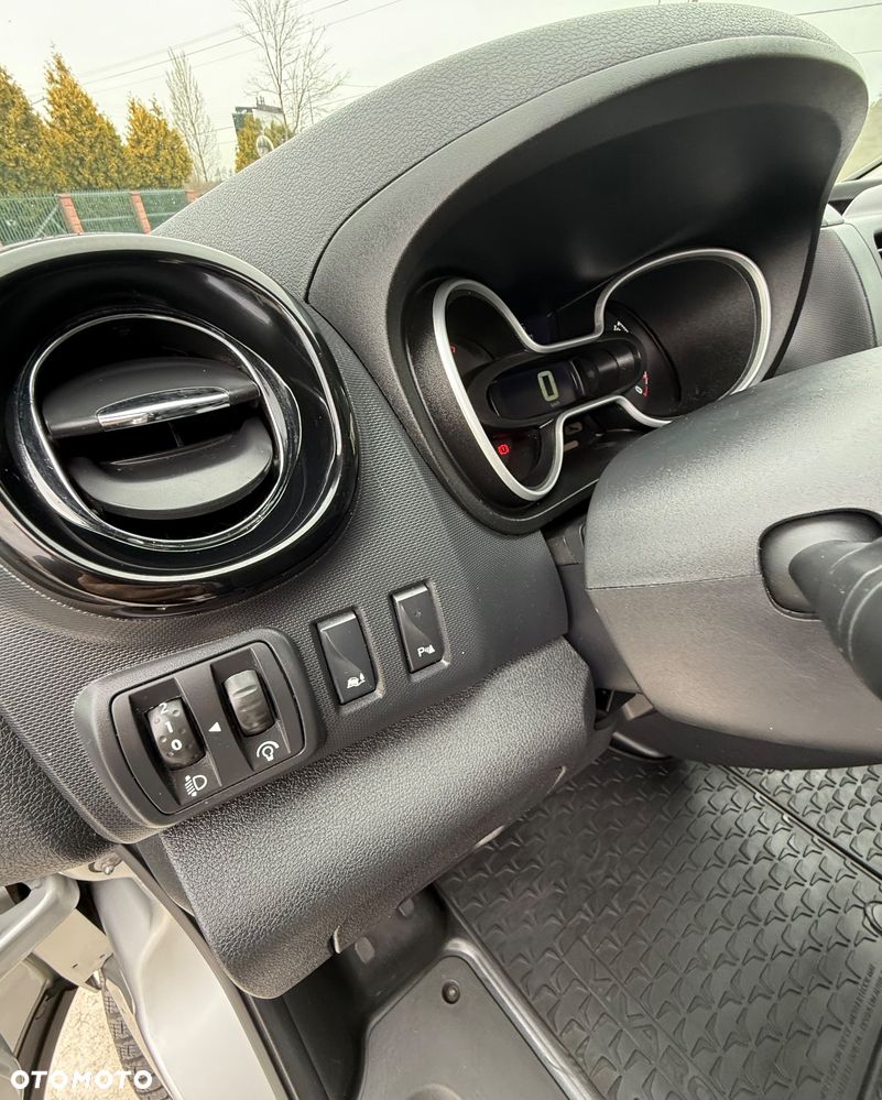 Opel Vivaro L2H1 2,9t Elegance Business - 20