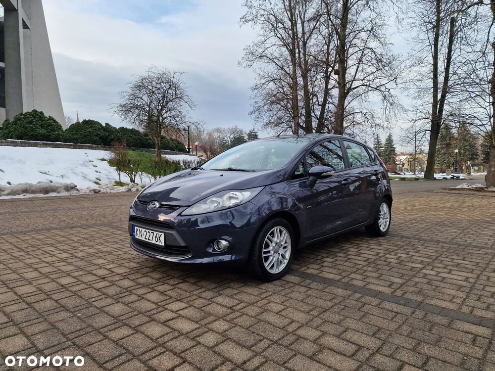 Ford Fiesta 1.25 Silver X plus EU5 - 23