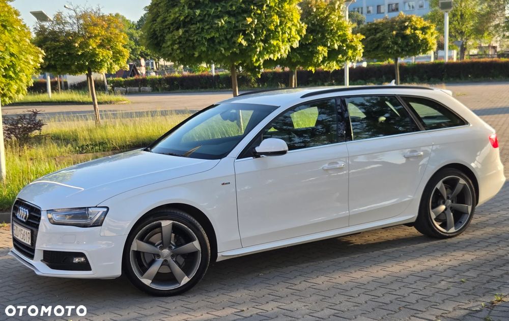 Audi A4 Avant 2.0 TDI DPF clean diesel quattro S tronic S line Sportpaket - 8