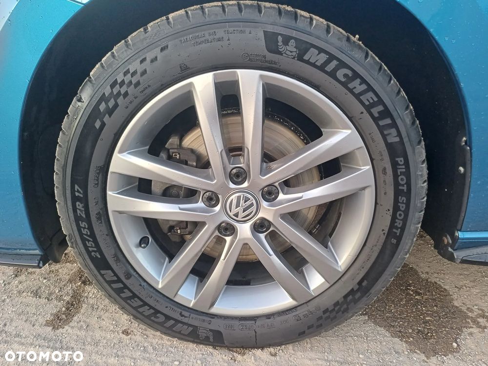Volkswagen Touran - 16