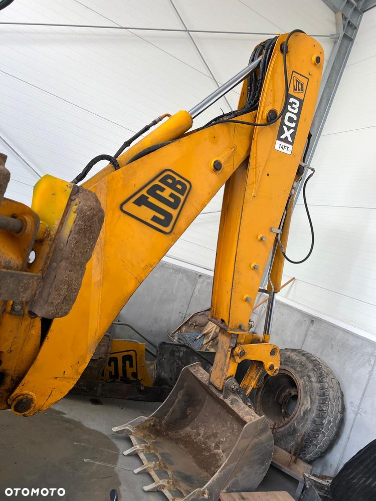 JCB 3cx - 3