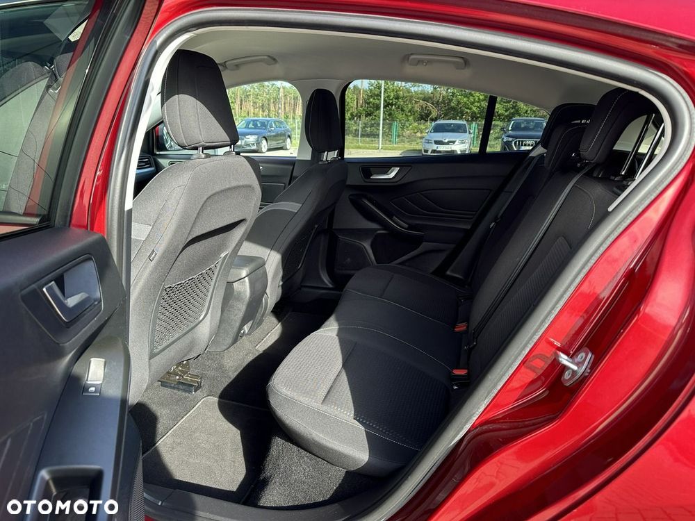 Ford Focus 1.5 EcoBlue SCR Titanium - 14