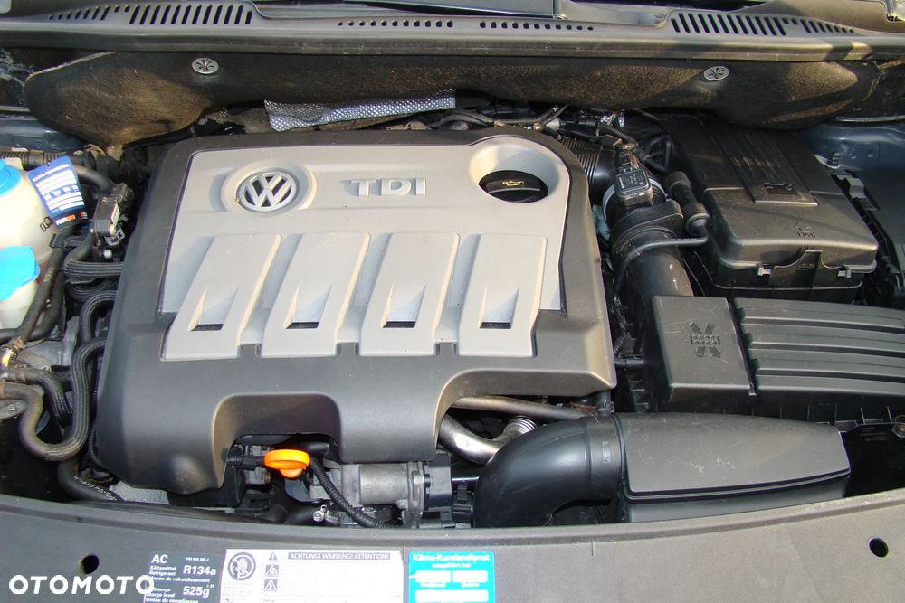 Volkswagen Touran 1.6 TDI DPF Life - 9