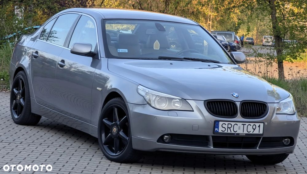 BMW Seria 5 520i Touring Edition Sport - 12