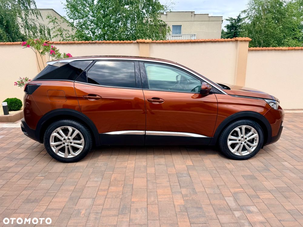 Peugeot 3008 BlueHDi 130 Stop & Start EAT8 Allure - 29
