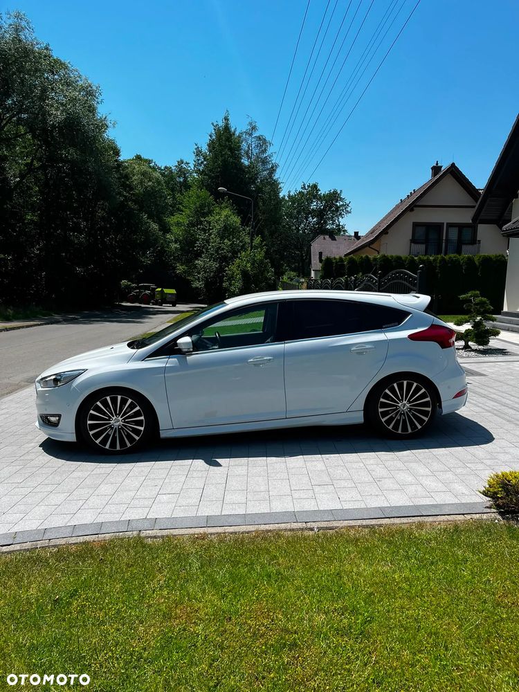 Ford Focus 1.5 EcoBoost STart-Stopp-System ST-LINE - 5