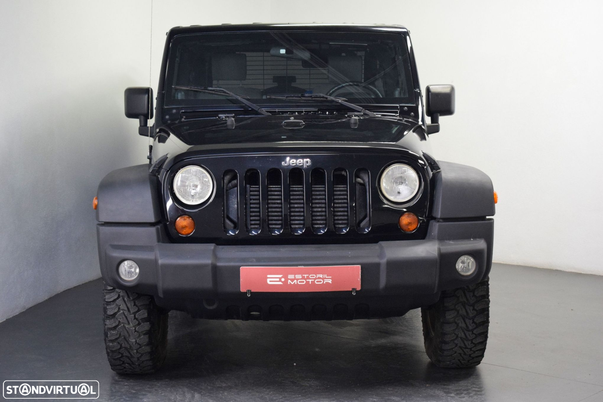 Jeep Wrangler - 2