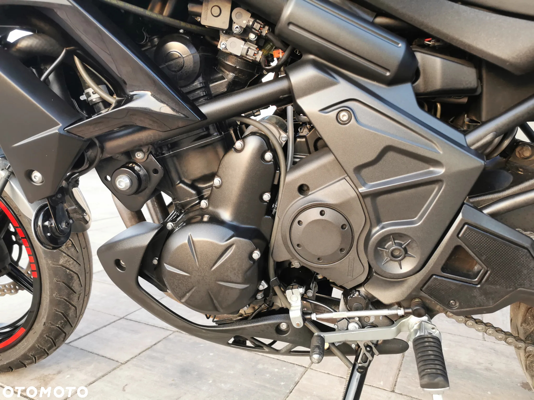 Kawasaki Versys 650 - 10