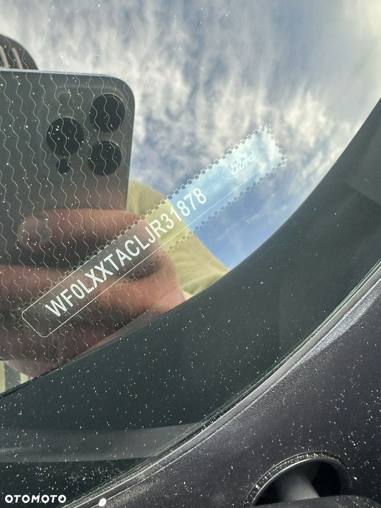 Ford Tourneo Courier - 33