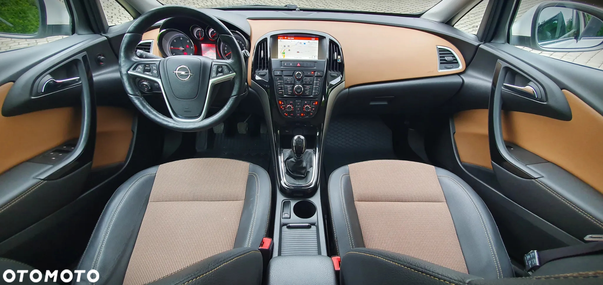 Opel Astra 2.0 CDTI Exklusiv - 13