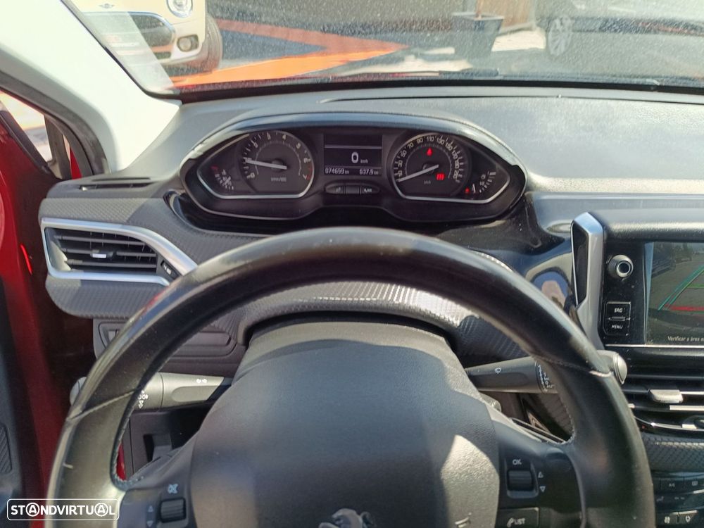 Peugeot 208 1.2 VTi SE Style - 18