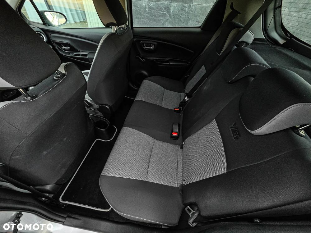 Toyota Yaris 1.5 Active - 14