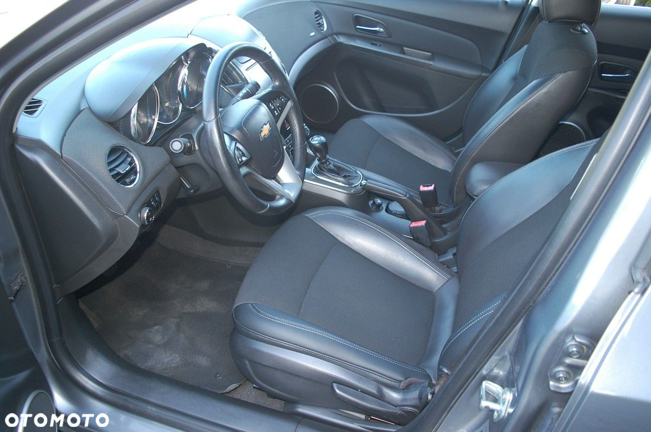 Chevrolet Cruze - 5