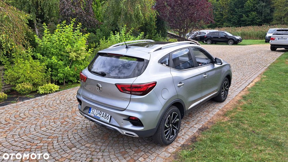 MG ZS - 9