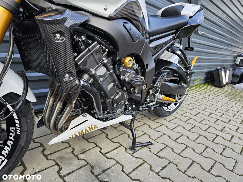 Yamaha FZ8 - 23