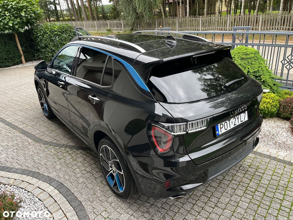 Lynk & Co 01 - 9
