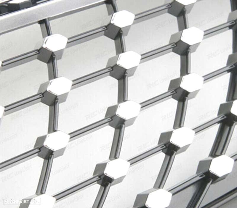 GRELHA DIANTEIRA PARA MERCEDES W205 AMG 14-18 LOOK DIAMOND SILVER - 4