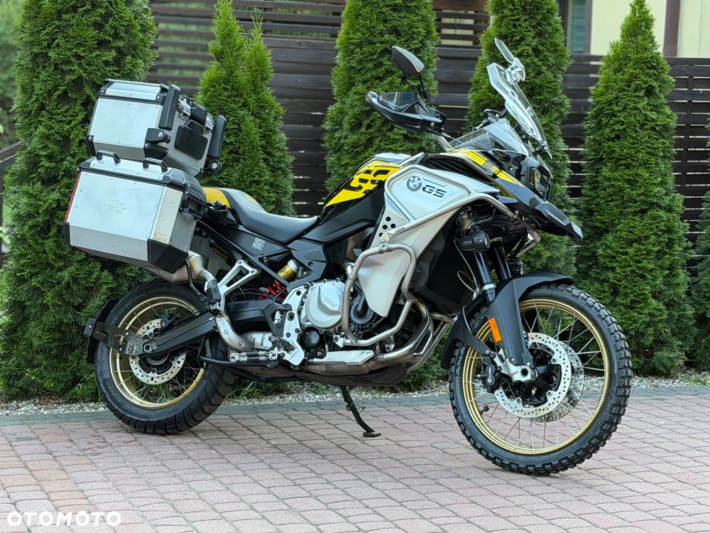BMW F - 2