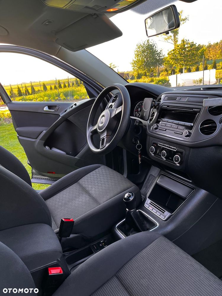 Volkswagen Tiguan - 5