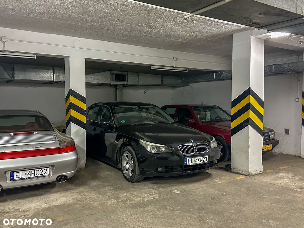 BMW Seria 5 525i - 1