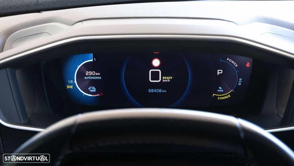 Peugeot e-2008 Allure - 5