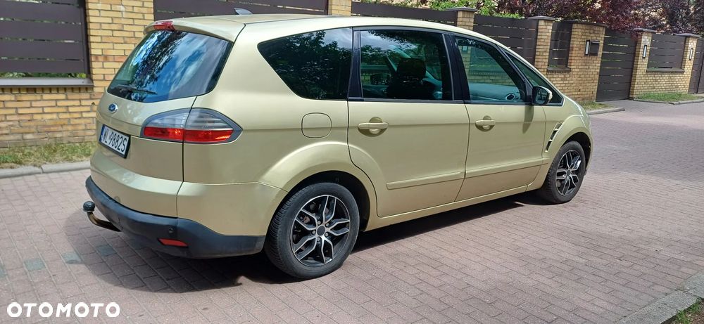 Ford S-Max - 7