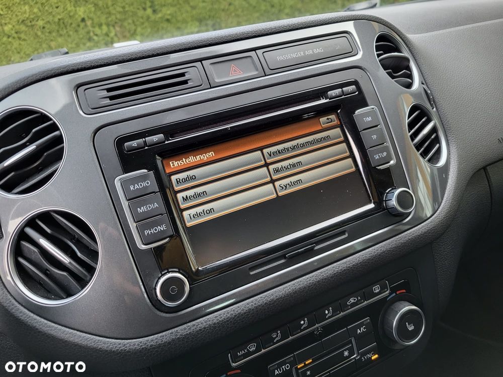 Volkswagen Tiguan 2.0 TDI DPF BlueMotion Technology Exclusive - 21