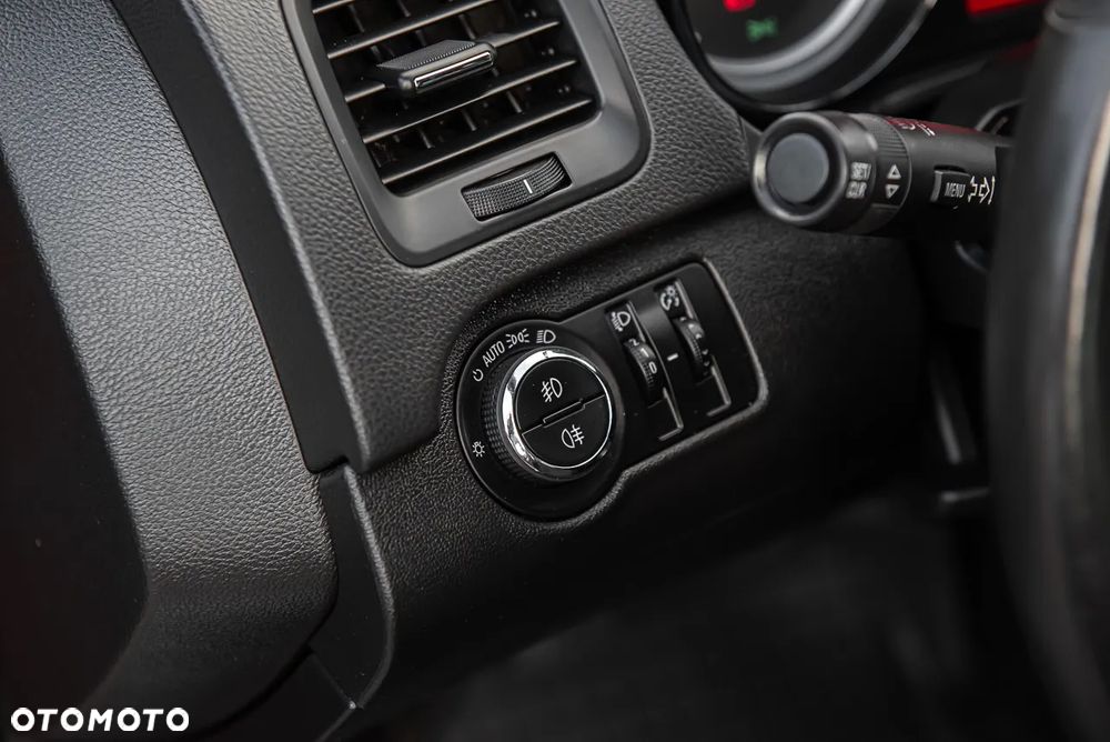 Opel Insignia - 21