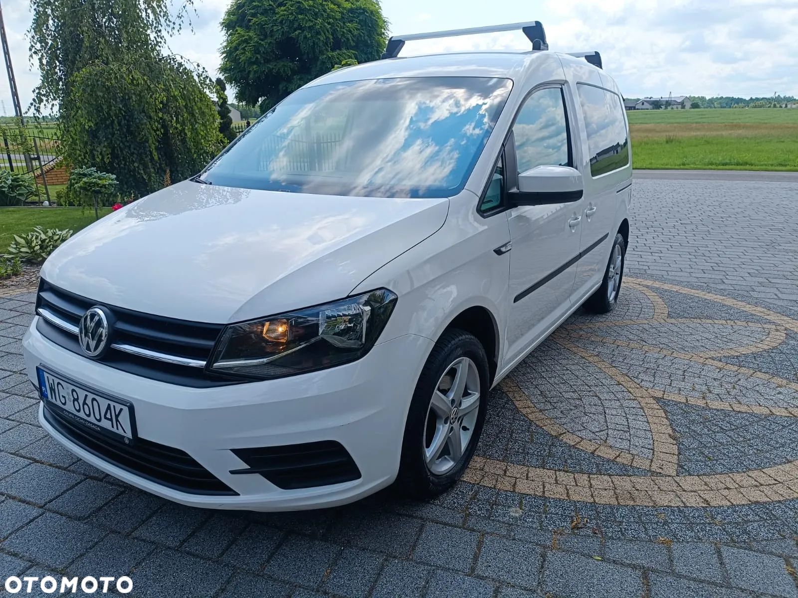 Volkswagen Caddy 2.0 TDI Trendline DSG - 1