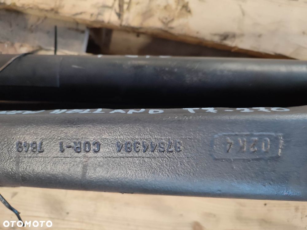 Obudowa wału napędowego New Holland T7-270 (87644384) - 10